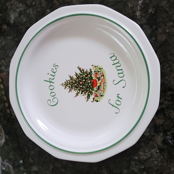 Pfaltzgraff Christmas Heritage -- Cookies for Santa Plate - Picture 2 of 5